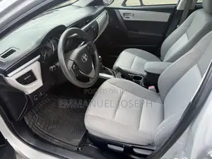 Toyota Corolla 2015 Silver