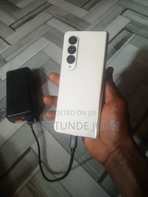 Samsung Galaxy Z Fold4 512 GB Gold