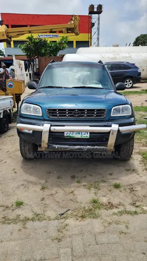 Toyota RAV4 Automatic 2000 Green