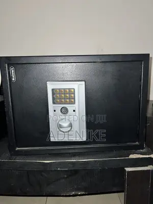 Stalwart Digital Safe – Locked, No Key/Code