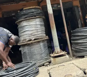 Black Electrical Flexible Cables