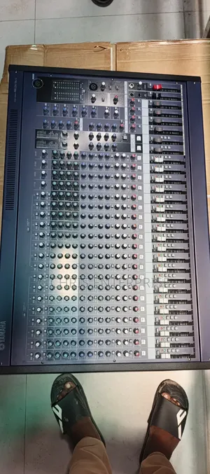 Mg24/14fx Yamaha Mixer 24 Channels