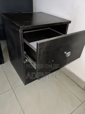 GG Advert — Cabinet