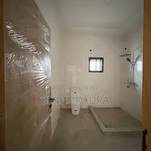 4bdrm Duplex in Life Camp for rent
