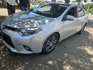 Toyota Corolla 2016 Silver