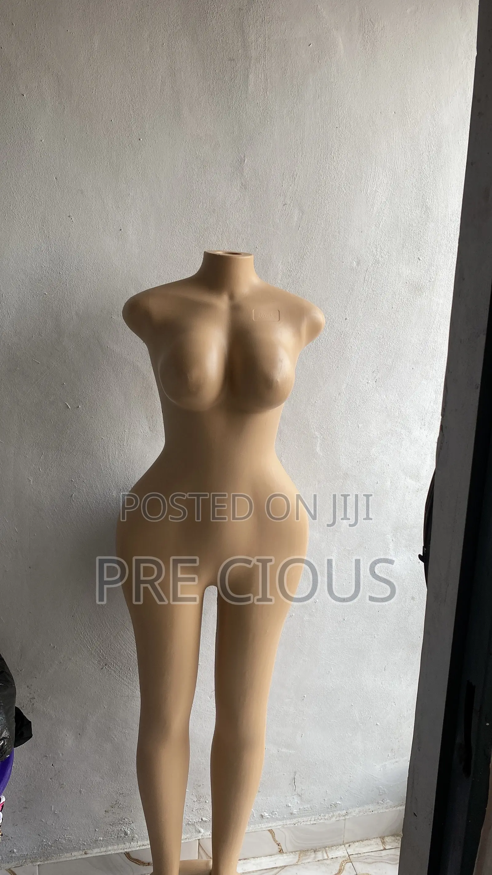 Female Mannequin