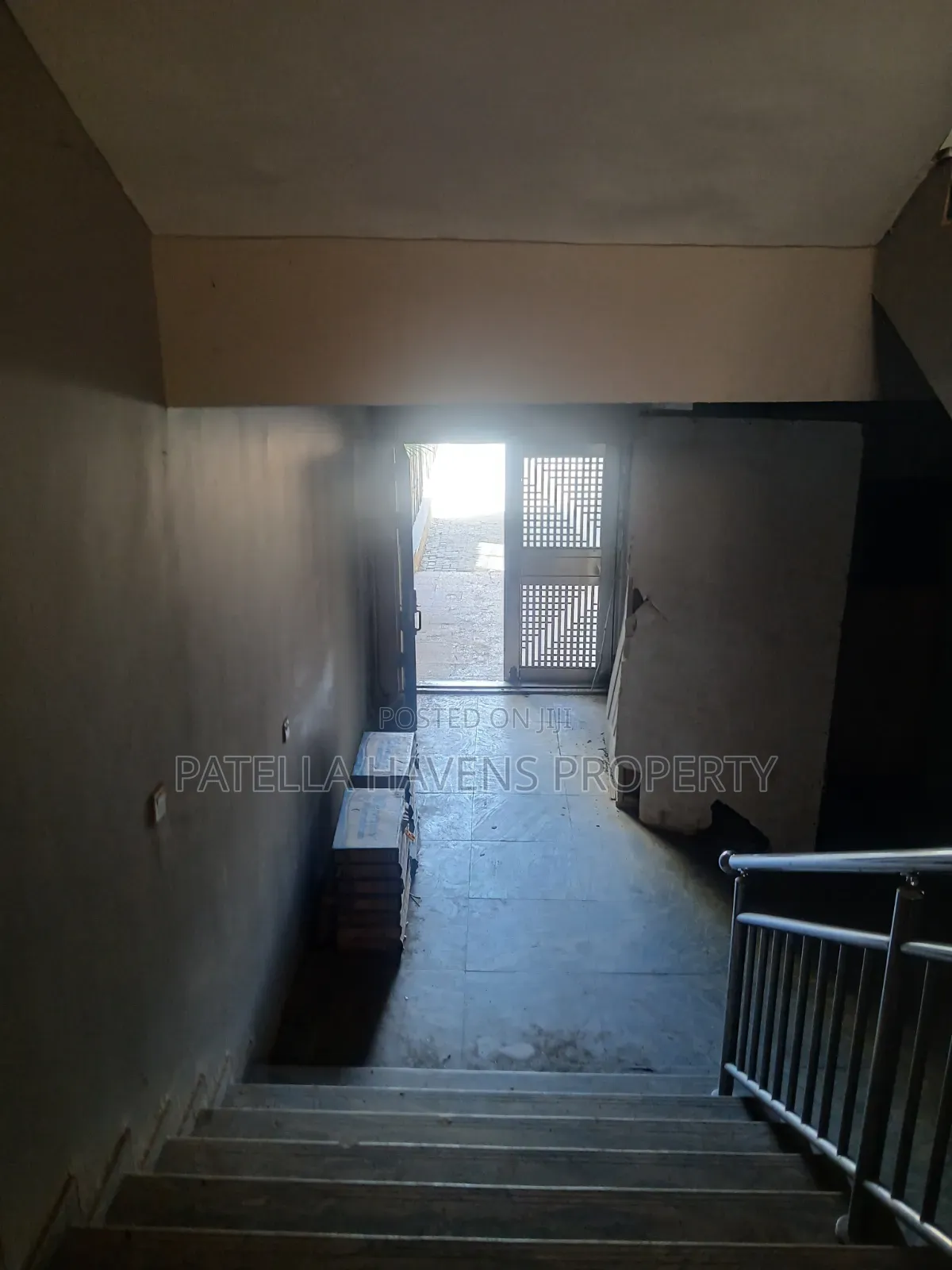 First,second,third and Fourth Open Space Available 350sqm