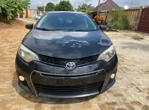 Toyota Corolla LE 4dr Sedan (1.8L 4cyl CVT) 2015 Blue