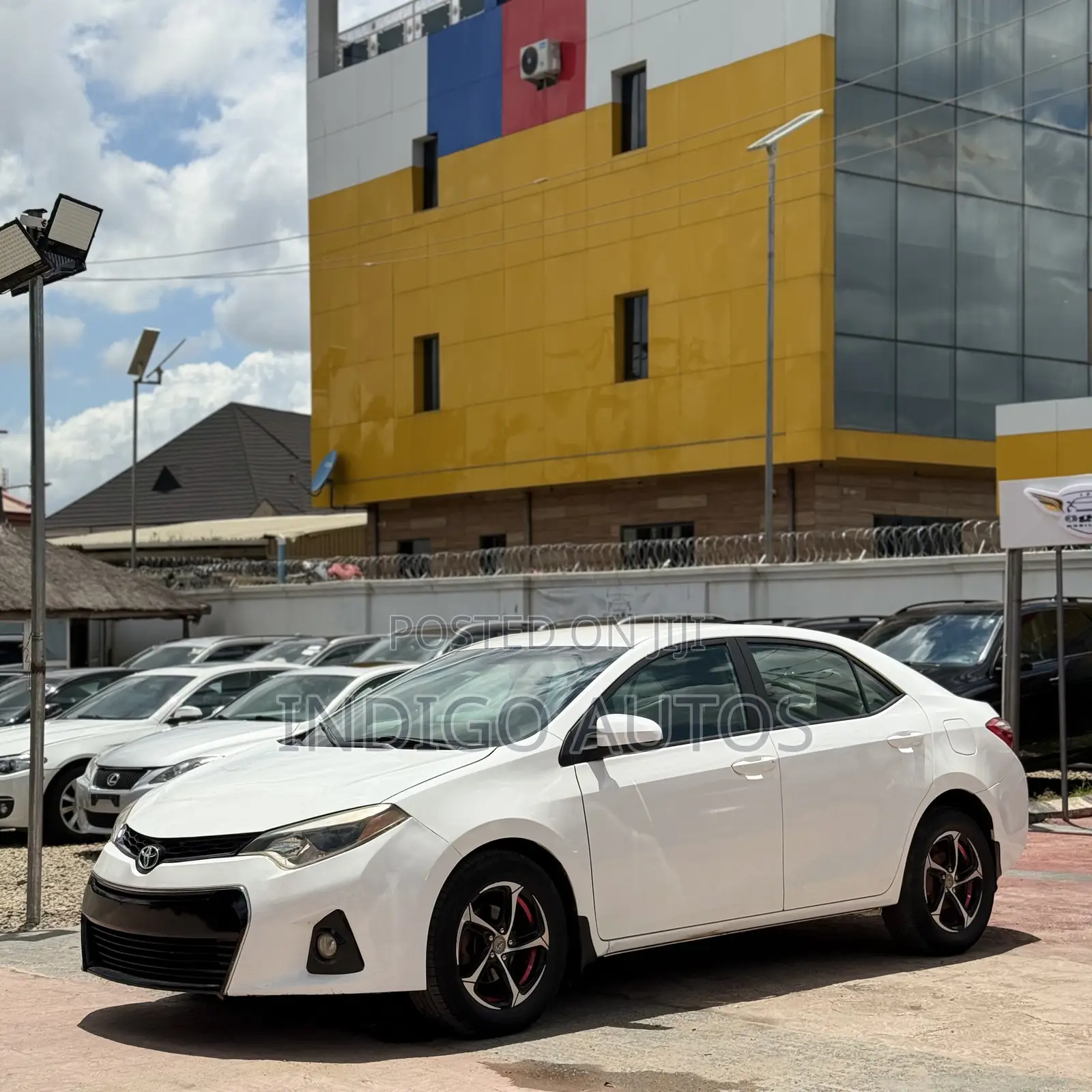 Toyota Corolla 2016 White
