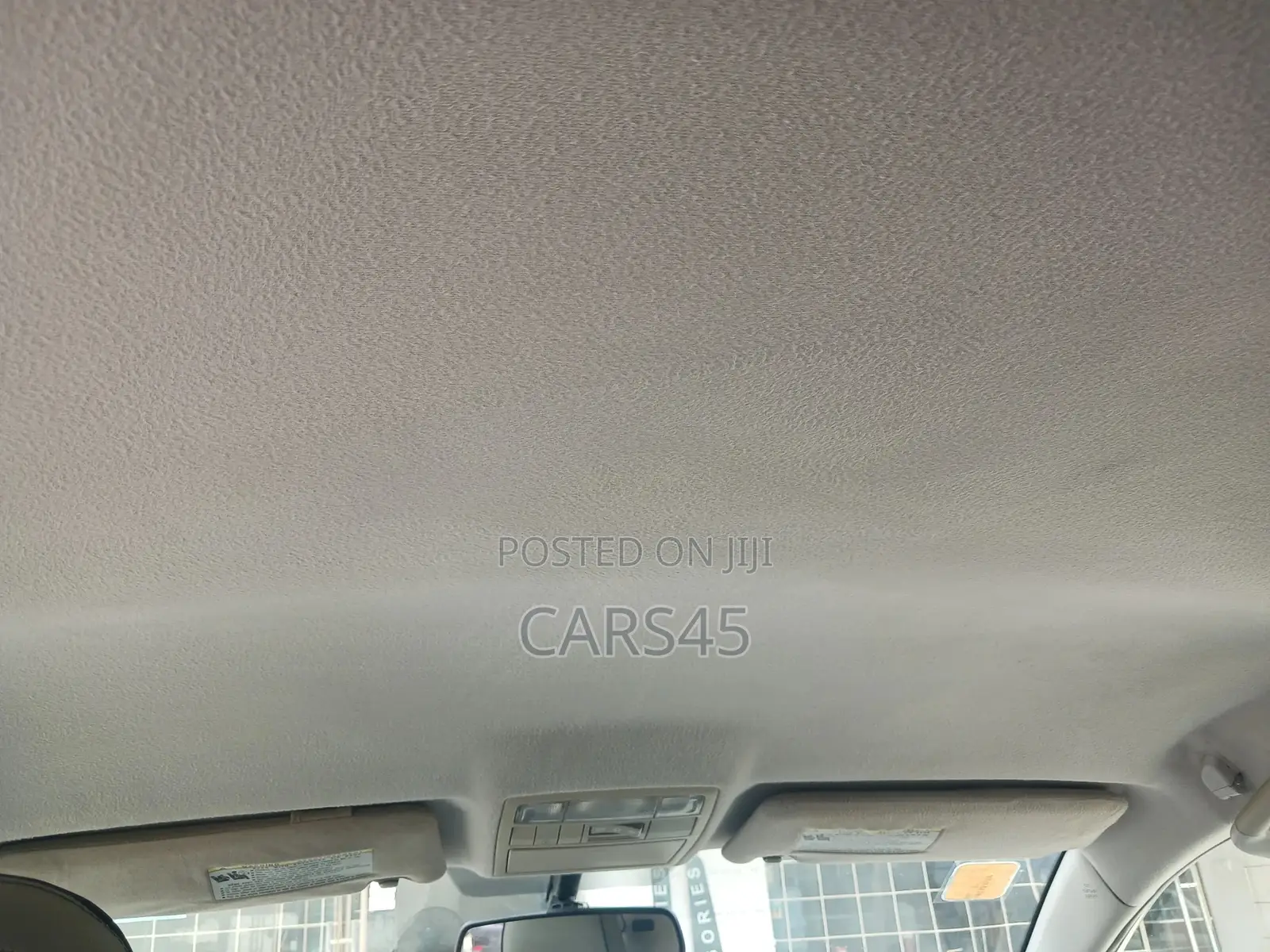 Toyota Venza LE 2010 Silver