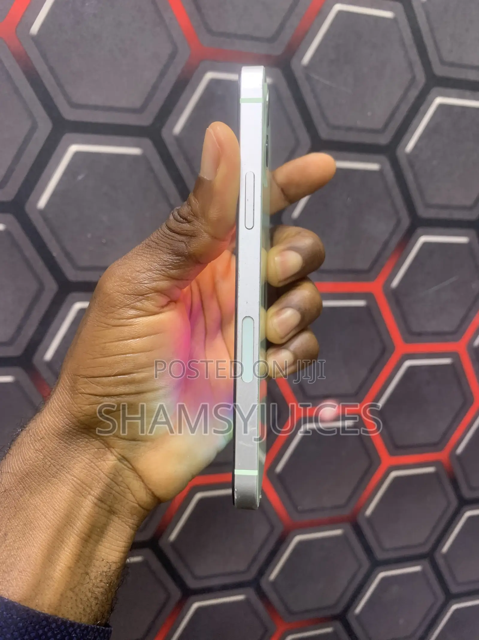 Apple iPhone 12 64 GB