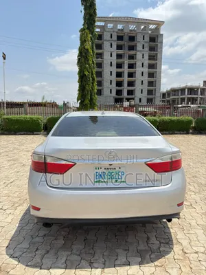 Lexus ES 2014 Silver