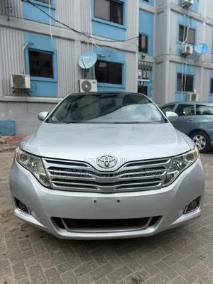 Toyota Venza 2011 Silver