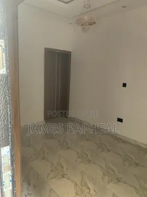 3bdrm Apartment in Rb Emerald, Ebute Metta for sale