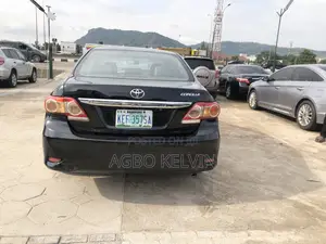Toyota Corolla 2010 Black