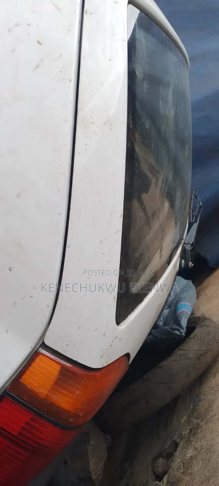 Volkswagen Golf 2000 White