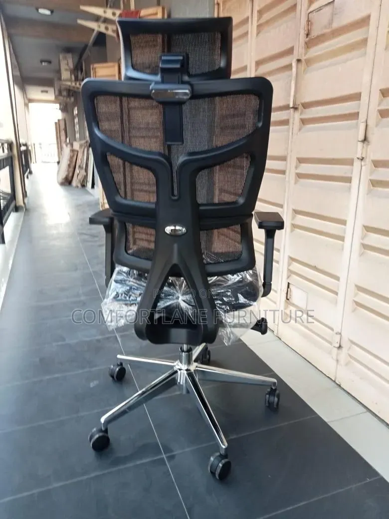 Executive Mesh Swivel Chair
