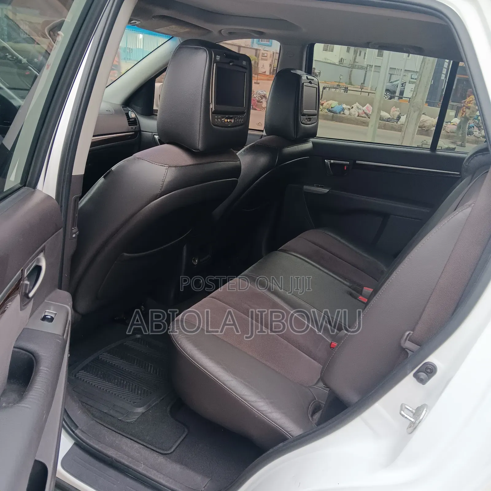 Hyundai Santa Fe Limited 2011 White