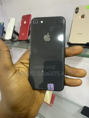 Apple iPhone 8 64 GB Black