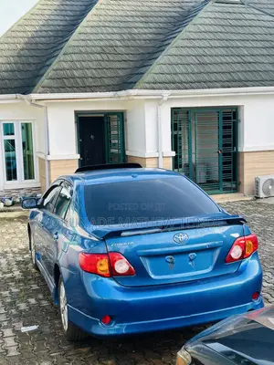 Toyota Corolla 2010 Blue