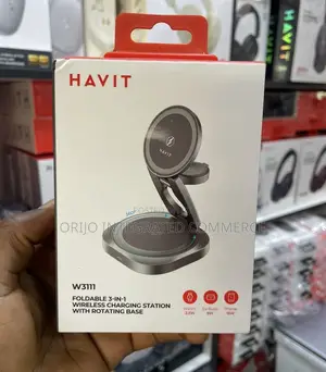 W3111 Foldable 3-in-1 Wireless Charging Station With Rotating Base