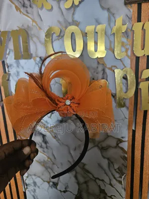 Fascinator