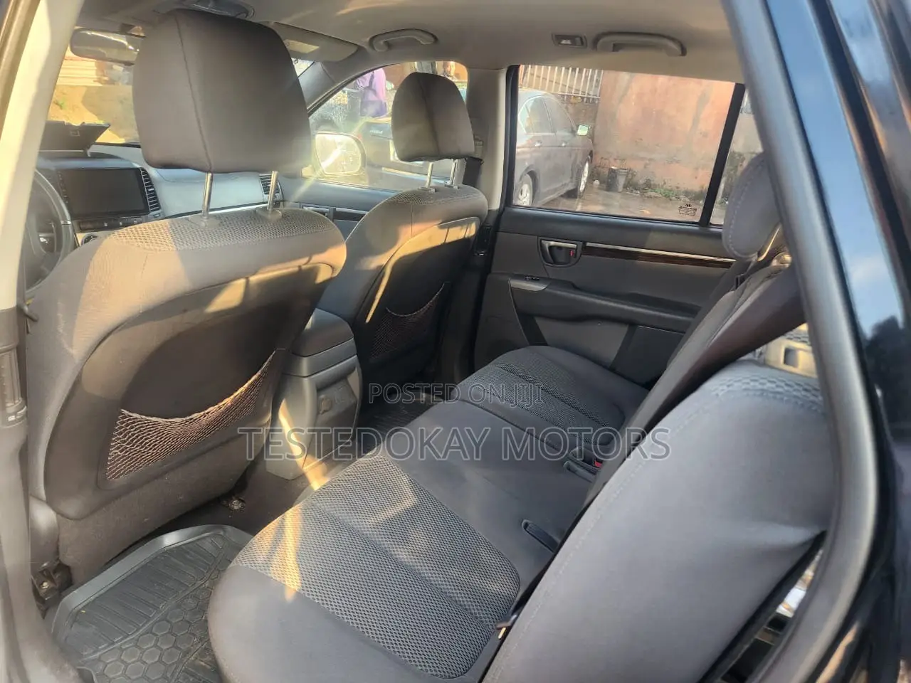 Hyundai Santa Fe 2012 Black