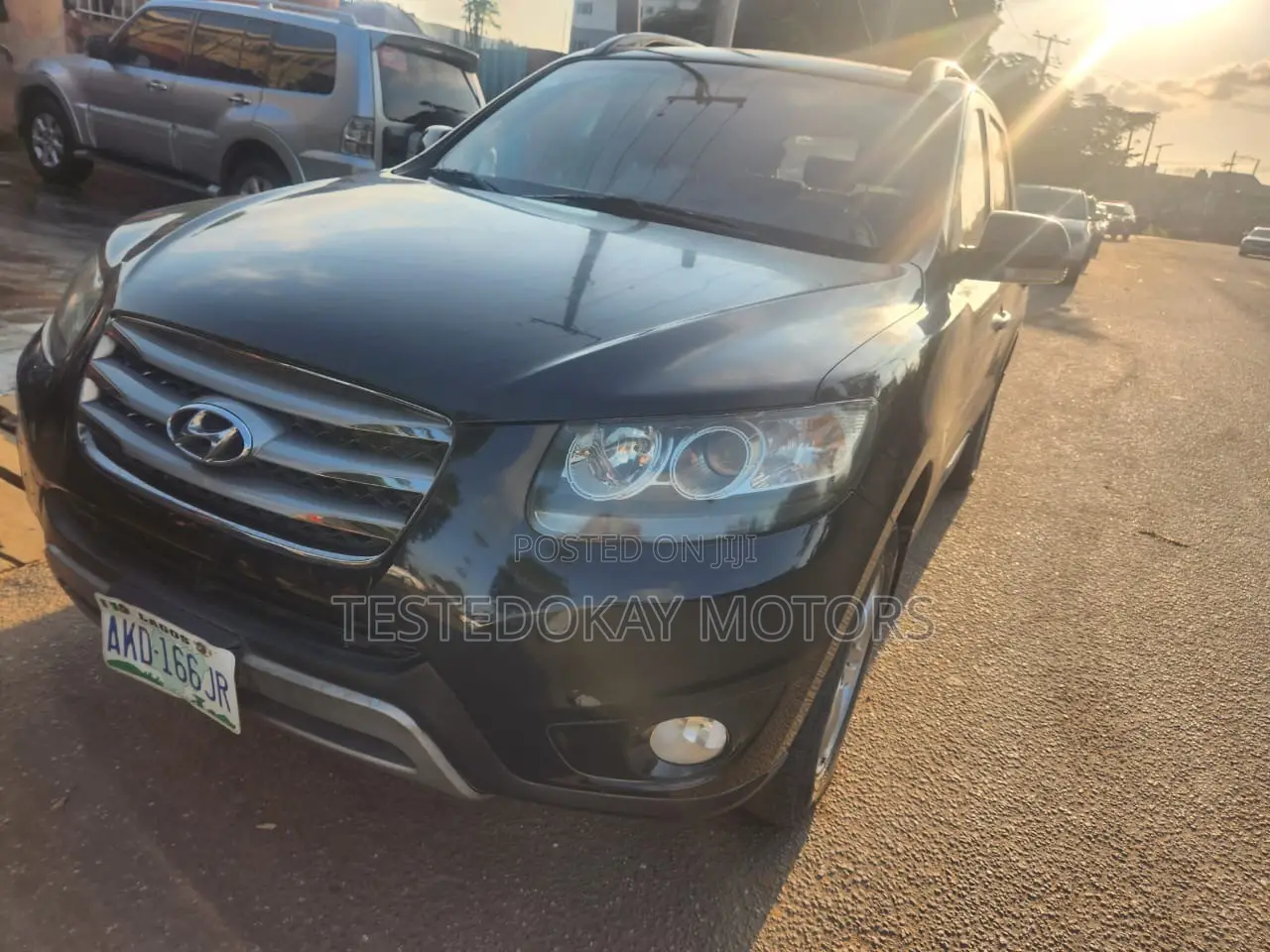 Hyundai Santa Fe 2012 Black