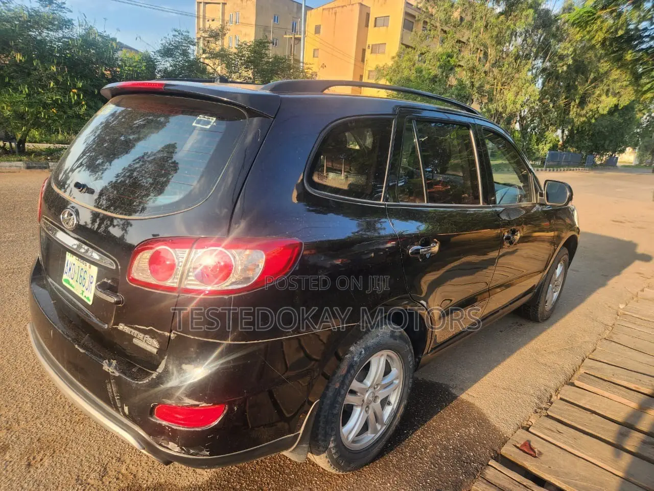 Hyundai Santa Fe 2012 Black