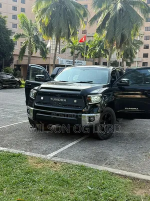 Toyota Tundra 2010 Black