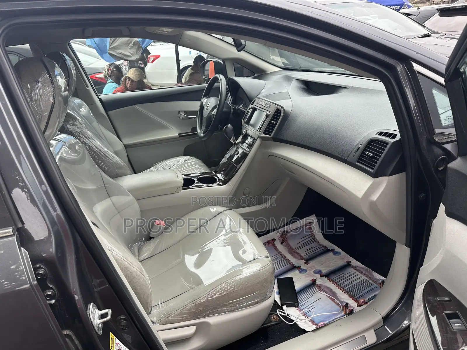 Toyota Venza AWD 2011 Gray