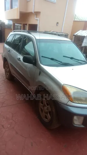 Toyota RAV4 Automatic 2003 Silver