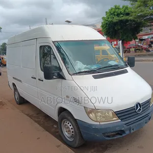 Mercedes-Benz Sprinter 1998 White