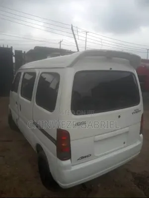Suzuki APV Minibus 2010