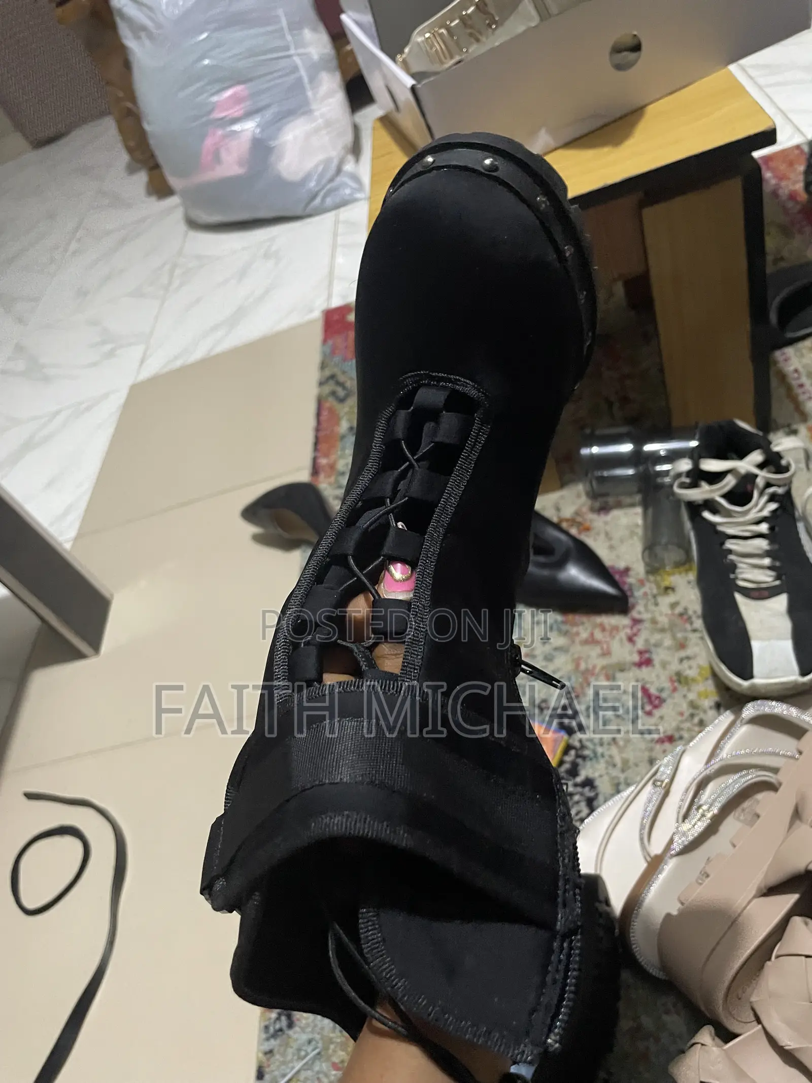 Aknle Boot