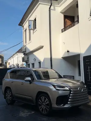 Lexus LX 600 2024 Gray