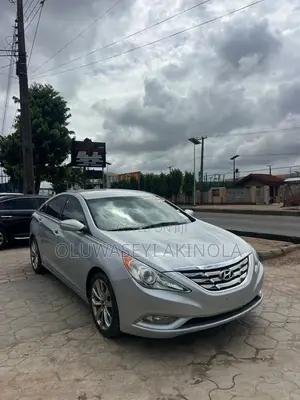 Hyundai Sonata 2011 Silver