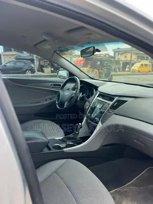 Hyundai Sonata 2011 Silver