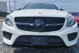 Mercedes-Benz GLE-Class 2019 White