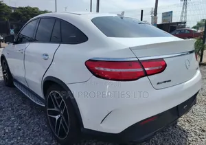 Mercedes-Benz GLE-Class 2019 White