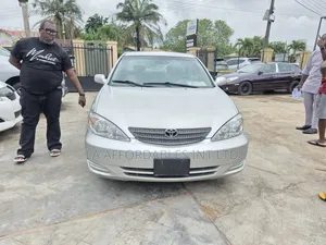Toyota Camry LE V6 4dr Sedan (3.0L 6cyl 5A) 2004 Blue