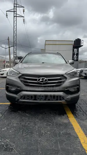 Hyundai Santa Fe SE Ultimate AWD 2017 Gold