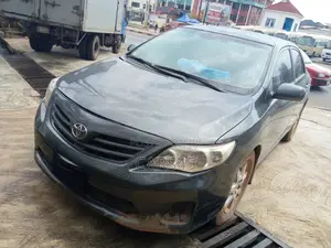 Toyota Corolla 2011 Gray