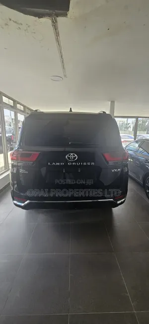 New Toyota Land Cruiser 2026 Black