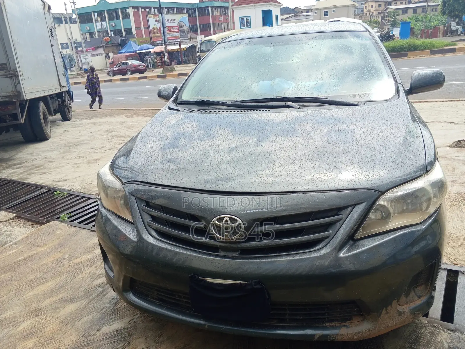 Toyota Corolla 2011 Gray