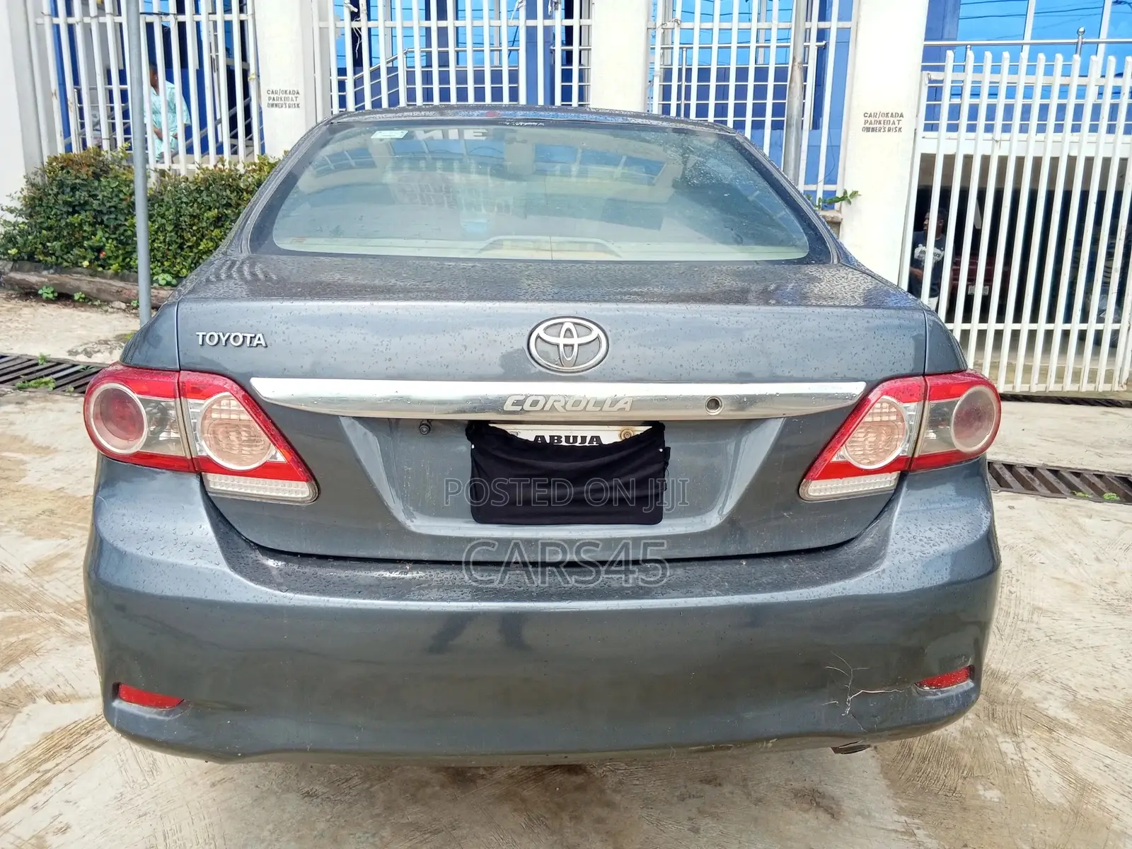Toyota Corolla 2011 Gray