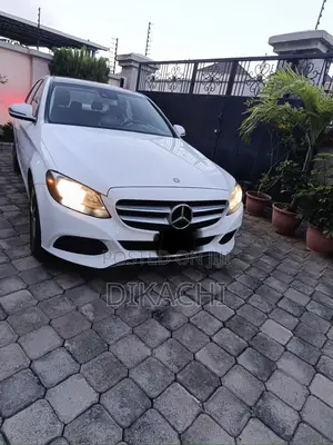 Mercedes-Benz C300 2016 White