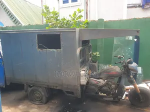 Tricycle 2016 Gray