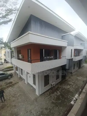 4bdrm Duplex in Lekki Phase 1 for sale