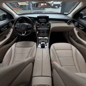 Mercedes-Benz GLC-Class 2017 Blue